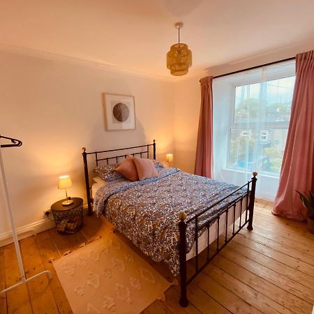 Apartamento Beautiful 2 Bed End Terrace Victorian Town House Redruth Exterior foto